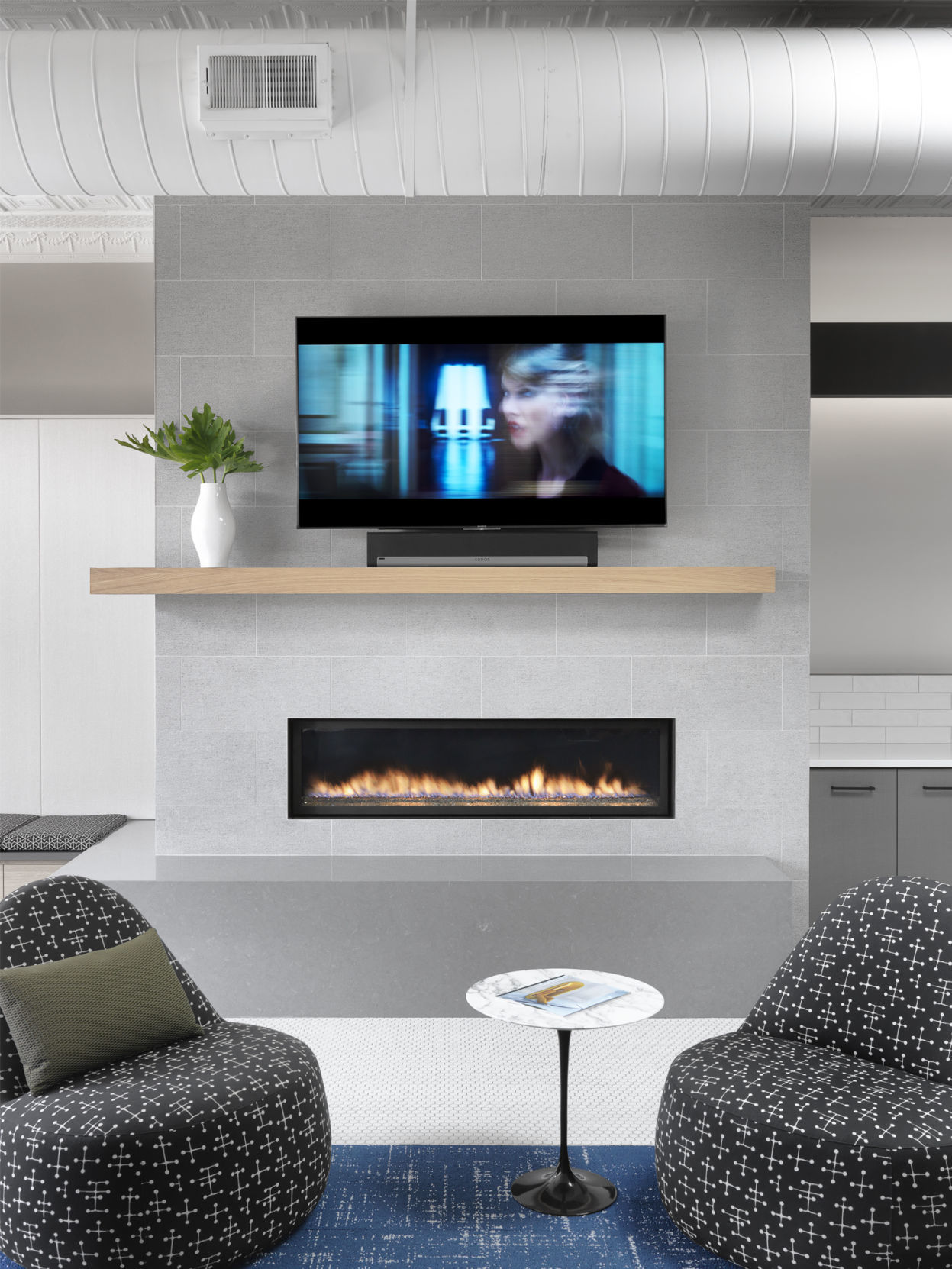 sitting area.jpg